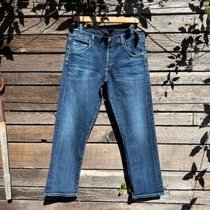 Citizens of Humanity in dark blue wash: Size W31 L26